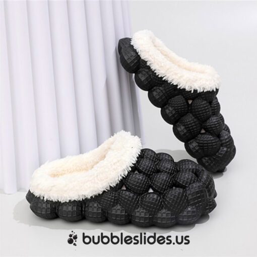 Schwarze Bubble Slides Winter Warmer Edition